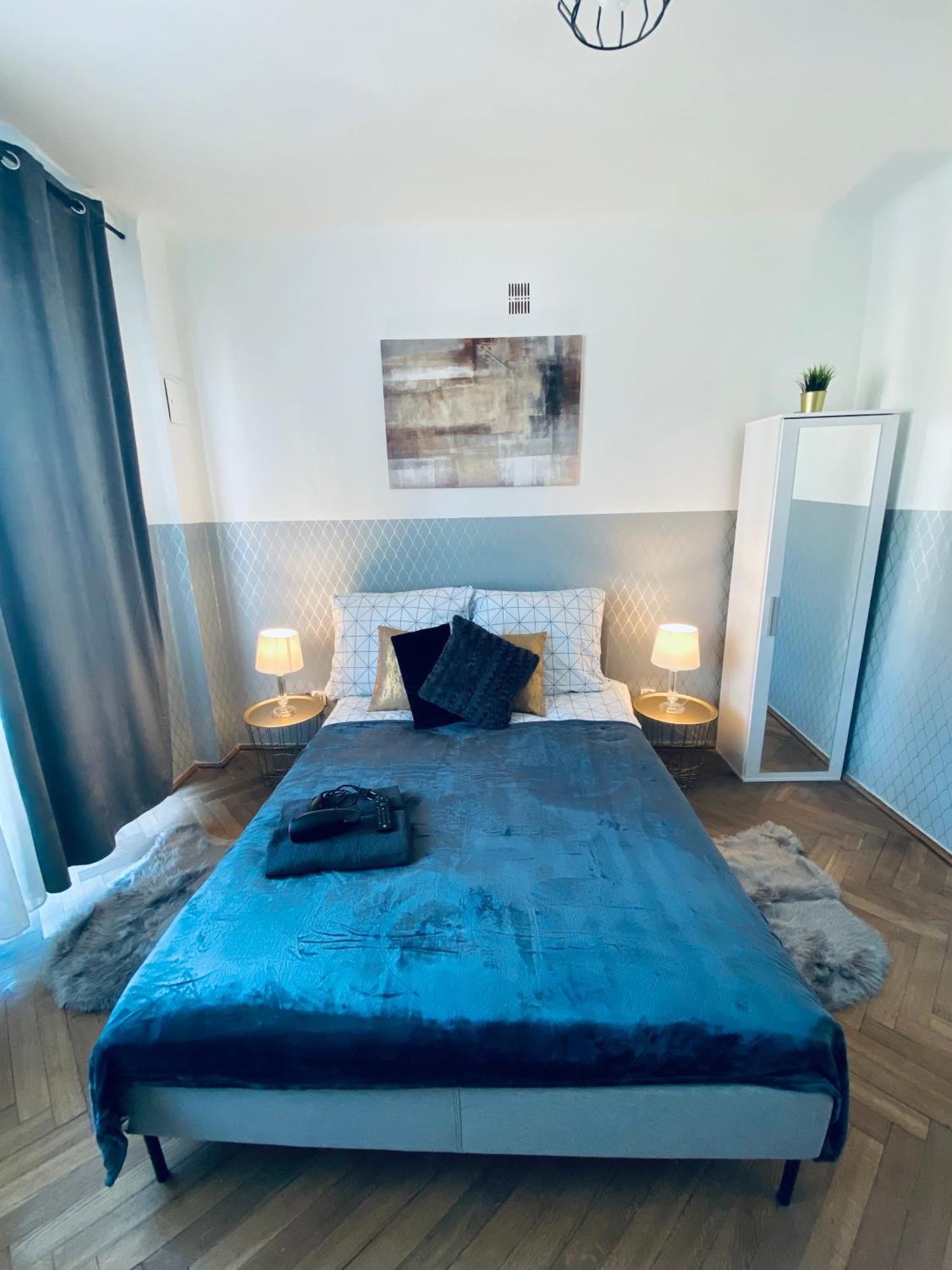 Leilighet Clicktheflat Plac Bankowy Warszawa