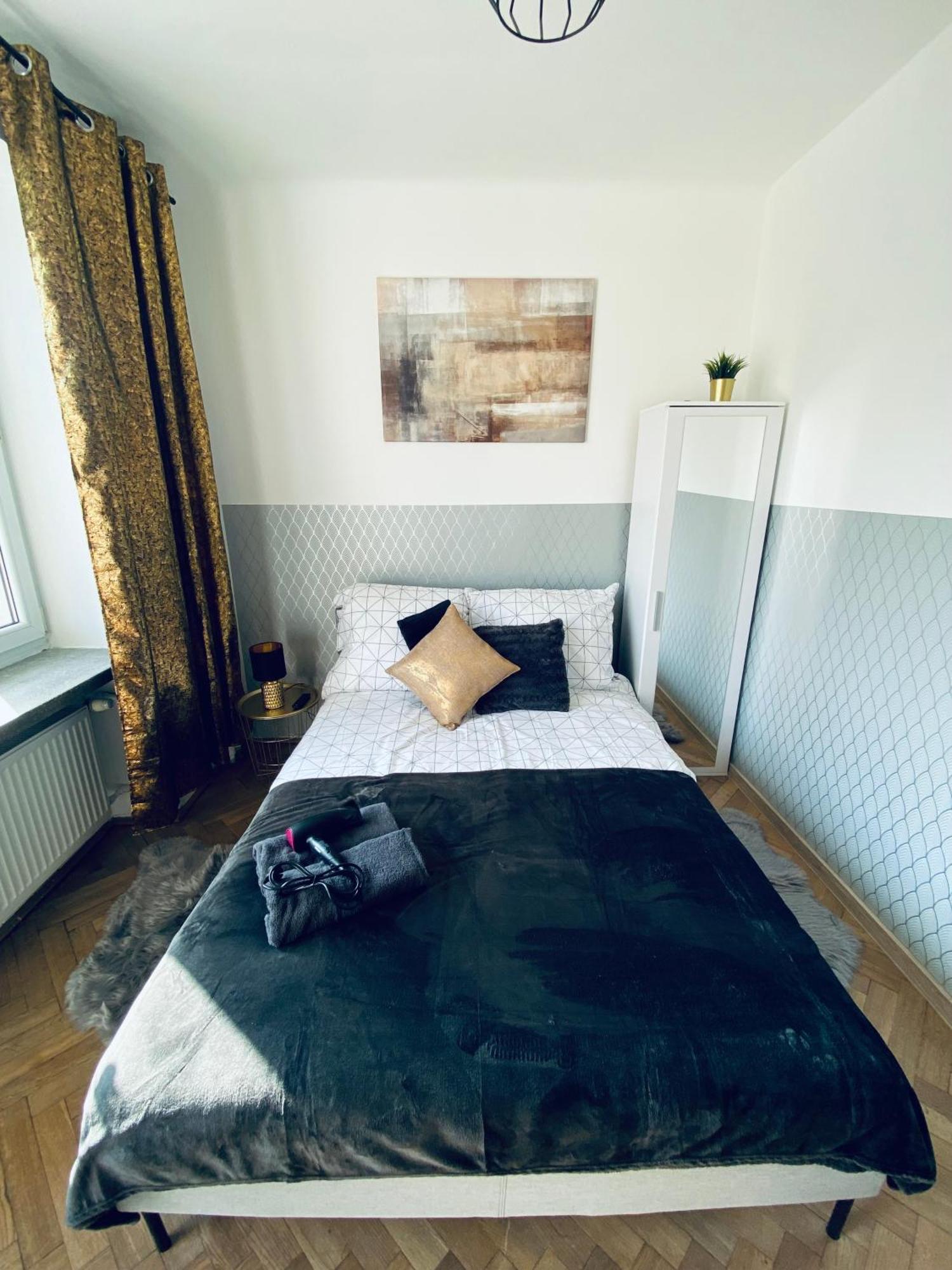 Clicktheflat Plac Bankowy Leilighet Warszawa
